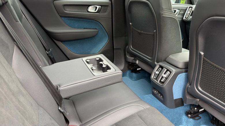 Volvo XC40 300kW Recharge Twin Ultimate 78kWh 5dr AWD Auto Electric Estate